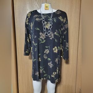 2XL 3XL Flower Black Top